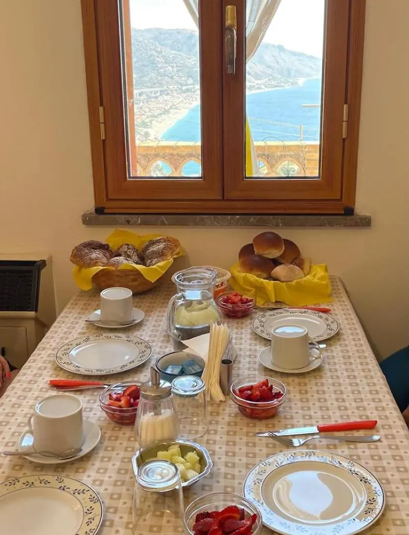 Couette-café B&B Casa Michele Taormine Italie